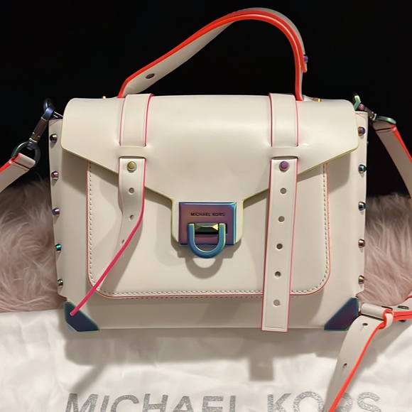 MICHAEL MICHAEL KORS
Manhattan Medium Contrast-Trim Leather Satchel - Picture 4 of 8